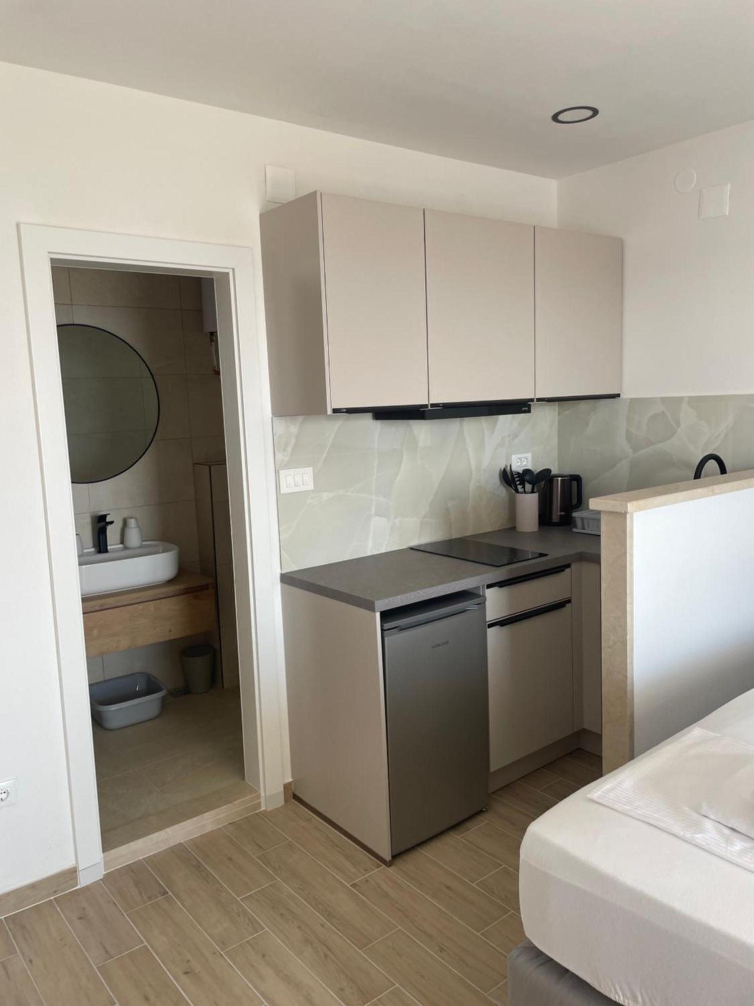 Apartmani Tomas Tučepi Kültér fotó
